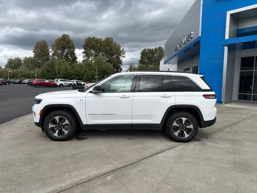 jeep grand cherokee 2024 1C4RJYB67RC117588 image jeep grand cherokee 2024 1C4RJYB67RC117588 image